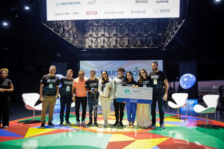 Estudantes de ADS da FacSenacPE conquistam prêmio Hacker Cidadão